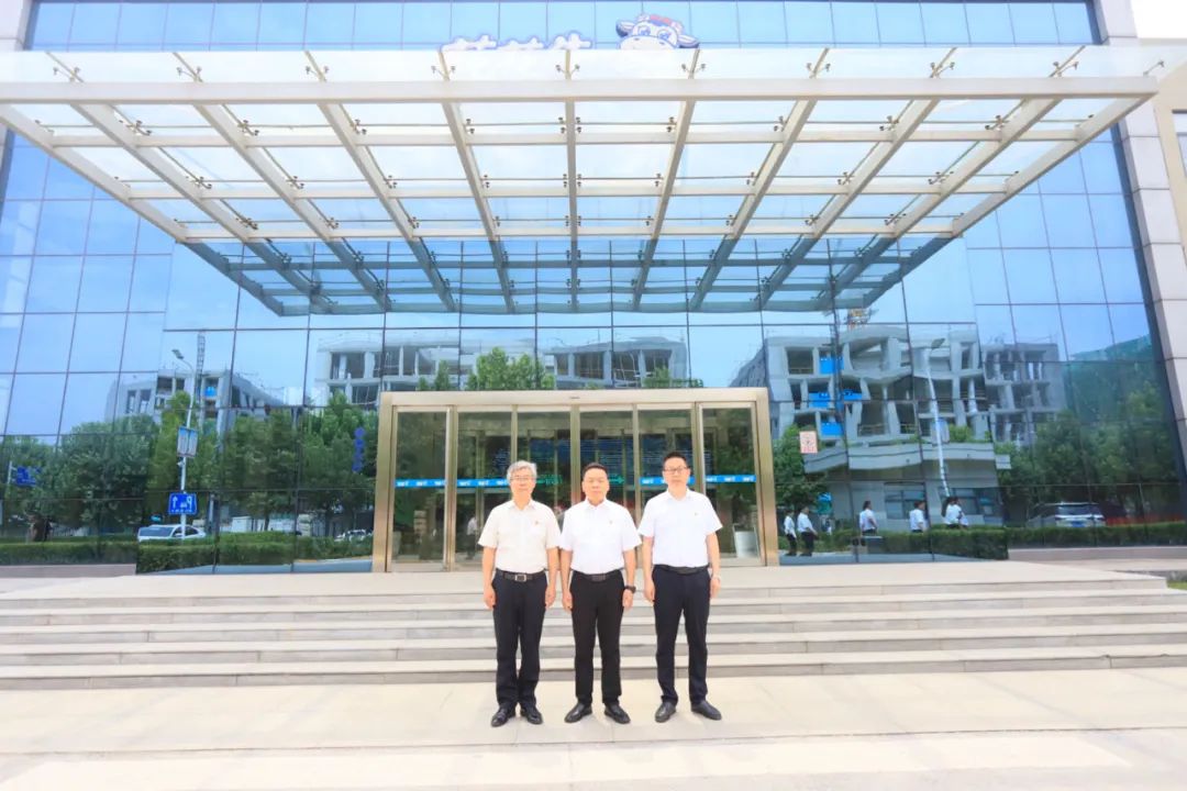 中国共产党华体会体育(中国)HTH·官方网站
第二届委员会第二次党员大会胜利召开